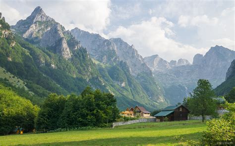 Montenegro – Mountain Photographer : a journal by Jack Brauer