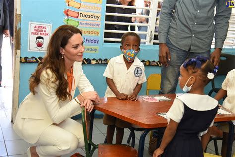 PHOTOS: Their Royal Highnesses Visit Shortwood Teachers’ College – Jamaica Information Service