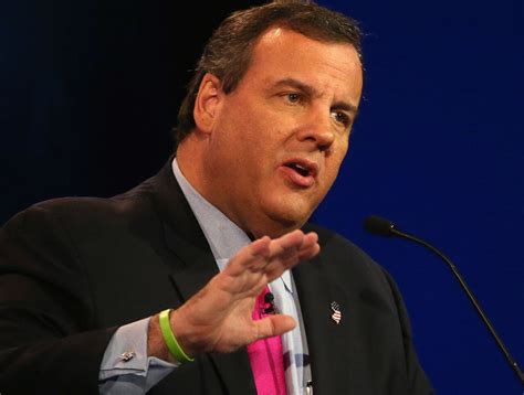 Chris Christie is wearing Mets cufflinks during Republican debate ...