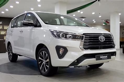 Toyota Innova Crysta CNG Being Evaluated; Variants, Powertrain Details ...