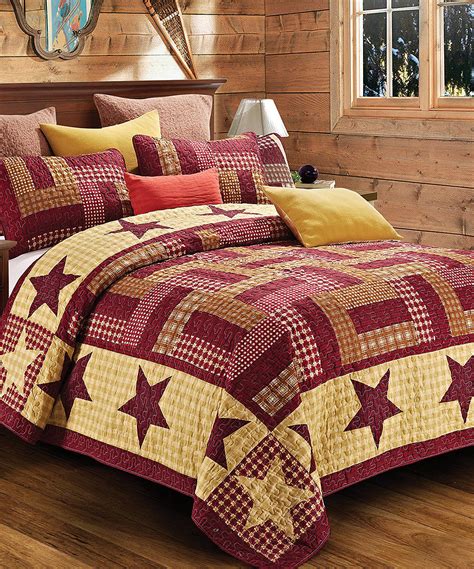 Virah Bella Collection "Homestead Red" Quilt with two Pillow shams ...