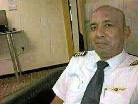 MH370 pilot sent dozens of sexual and flirty messages to model twins in months before ...