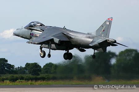 Harrier Jump Jet in vertical takeoff | Harrier Jumpjet verti… | Flickr