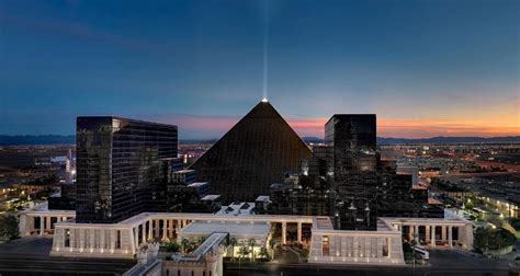 Luxor Hotel in Las Vegas (NV) - Room Deals, Photos & Reviews