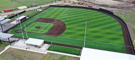 Del Valle High School Baseball Field | Paragon Sports Constructors