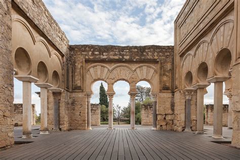 Visita guiada pela Medina Azahara de Córdoba - Civitatis.com