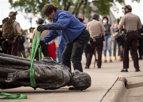 Anti-racism protesters tear down Christopher Columbus statue - Punch ...