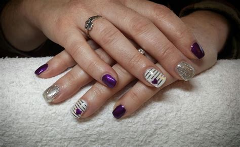 Purple hearts | Nail art, Nails, Beauty