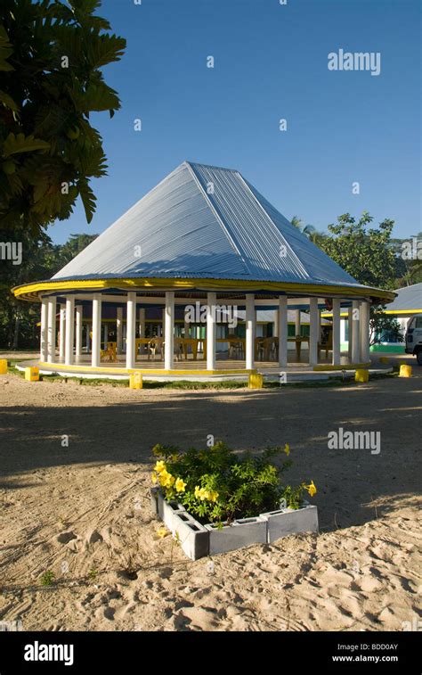 Fale, communal house, Manase village, Savai'i Island, Western Samoa ...