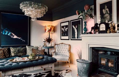 10 ways to make a Victorian-style living room - Adrian Flux