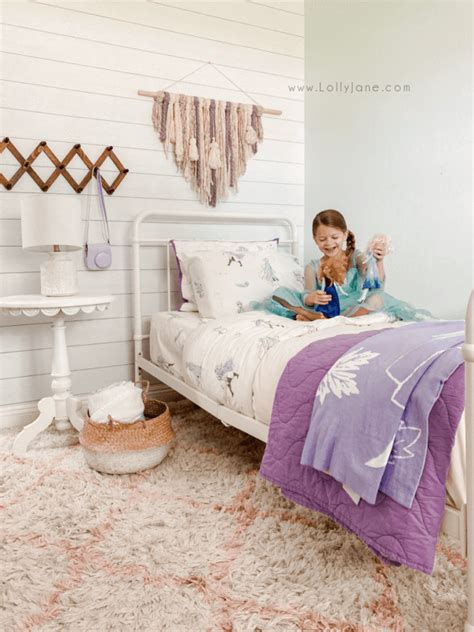 Frozen 2 Themed Bedroom Ideas - Lolly Jane