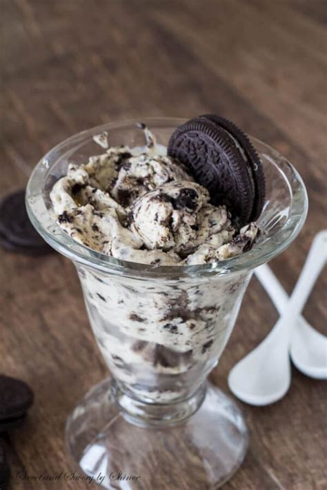 Homemade Oreo Ice Cream ~Sweet & Savory by Shinee