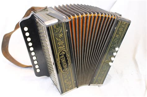 3307 - Hohner Marca Registrada Diatonic Button Accordion C MM 10 4 $499