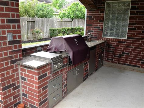 Outdoor kitchen in Colony Lakes | Missouri City, TX | Texas Custom Patios | Flickr