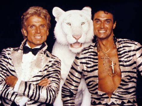 Siegfried and Roy Biography - Life of German Magicians