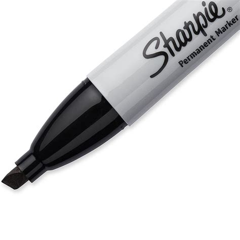 Amazon.com : Sharpie Permanent Markers, Chisel Tip, Black, 4 Count ...