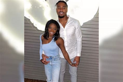 How did Jonathan Owens and Simone Biles meet? 5 quick facts about NFL ...