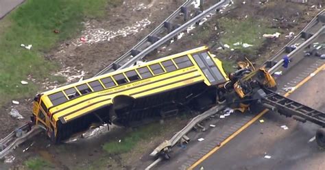 At least 2 dead, many injured in New Jersey school bus crash