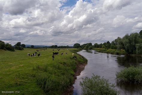 River Dee Wales | View from Holt-Farndon Bridge across River… | Flickr