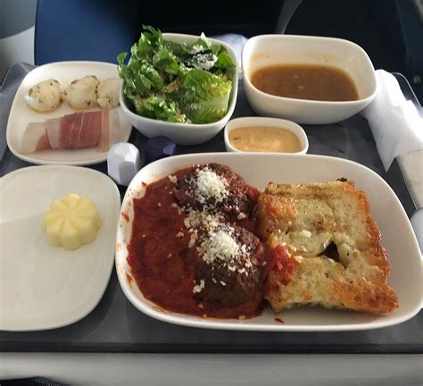 Food Review: Delta 767 Business Class from Los Angeles to New York ...