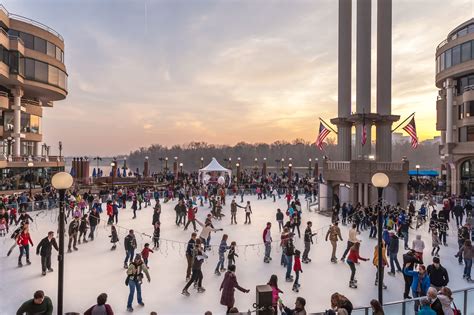 Ice Skating DC | Washington Harbour