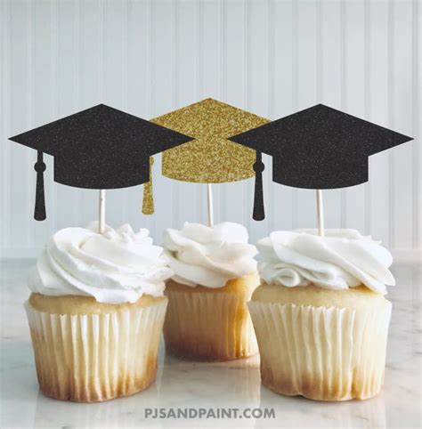 Free printable graduation cap template - 2 sizes - Pjs and Paint