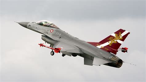 Help with Danish Air Force F-16 colours - RCU Forums