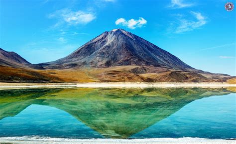 Laguna Verde, Bolivia - a photo on Flickriver