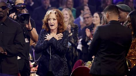 Bonnie Raitt was stunned to win the Grammy for Song of the Year | CNN