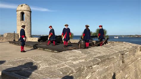 Castillo de San Marcos cannon firing St. Augustine Florida - YouTube
