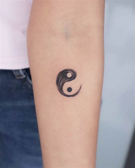 61 Balanced Yin Yang Tattoos With Meaning – Best Hunter Zone