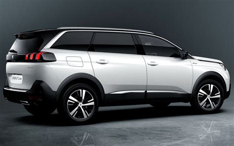 Peugeot 5008 GT - цена и характеристики, фотографии и обзор