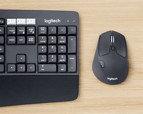 Logitech® MK850 Performance Wireless Keyboard & Mouse Combo