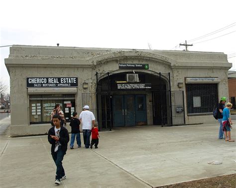 Pelham Parkway Subway Station, Bronx, New York City | Flickr