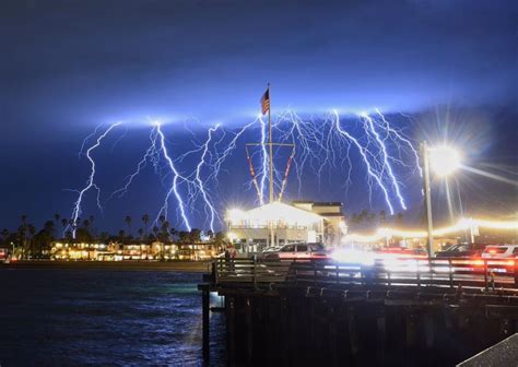 Increíbles imágenes de la tormenta eléctrica en el sur de California | La Opinión