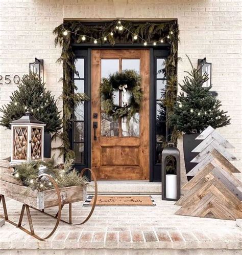 20+ Brilliant And Inspiring Christmas Front Porch Decor Ideas To DIY ...