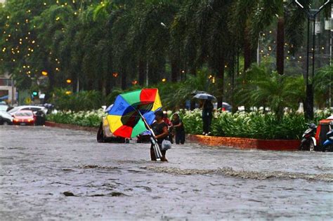 Floods hit parts of Manila | The Manila Times