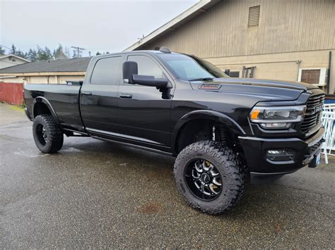 5th gen Cummins with a 4” lift and 35s | Cummins Diesel Forum