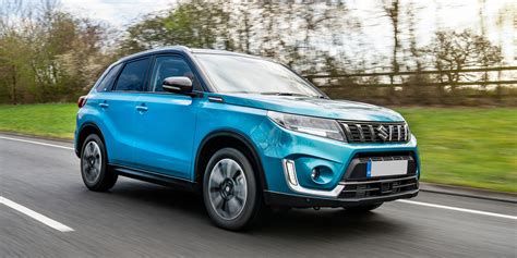 Suzuki Vitara Review 2022 | carwow