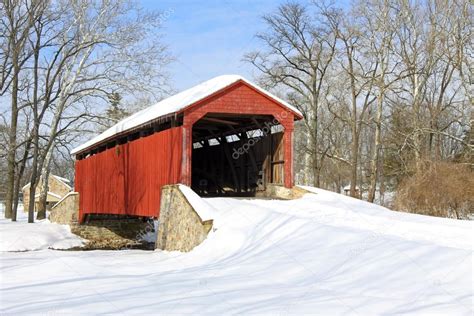 Covered Bridge in Snow Stock Photo by ©DelmasLehman 53336819