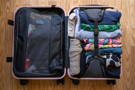 Solgaard Review: Carry On Plus Suitcase - Schimiggy Reviews