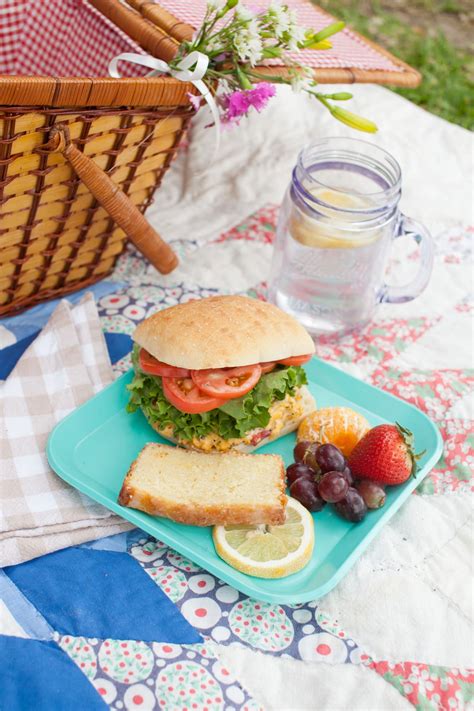 A Menu for a Mother’s Day Picnic | Kitchn