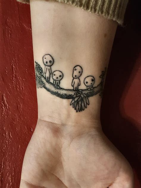 My kodama tatto finally healed! This is my very first tattoo, couldn't ...