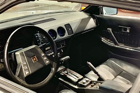 File:Nissan 300ZX Turbo T-top 50th Anniversary (Canadian spec.), interior.jpg - Wikimedia Commons