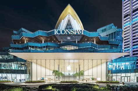 Visiting Iconsiam in Bangkok – Shelterislandsailing – Travel and Chill