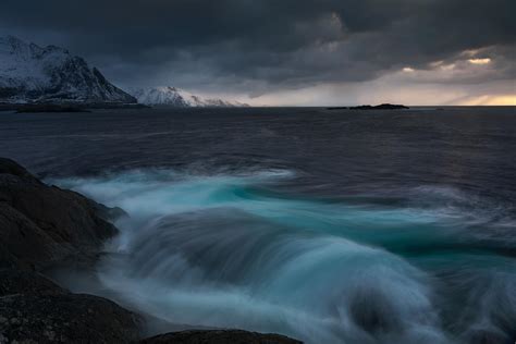 The dark storms of Norway [OC] [1800x1200] : r/EarthPorn