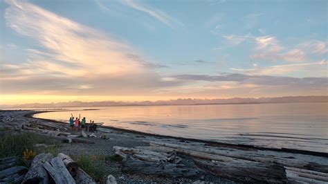 Photo Gallery | Saratoga Beach Resort on Vancouver Island