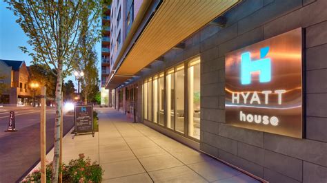 Our Hotel Photos + Reviews | Hyatt House Portland/Downtown