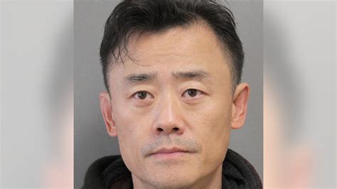 Popular Chinese comedian faces weapon, drug charges in NY | Fox News