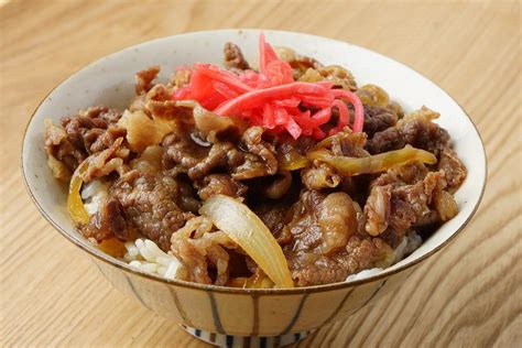 Gyudon japanisches Rindfleischdon Rezept japanische & koreanische Rezepte